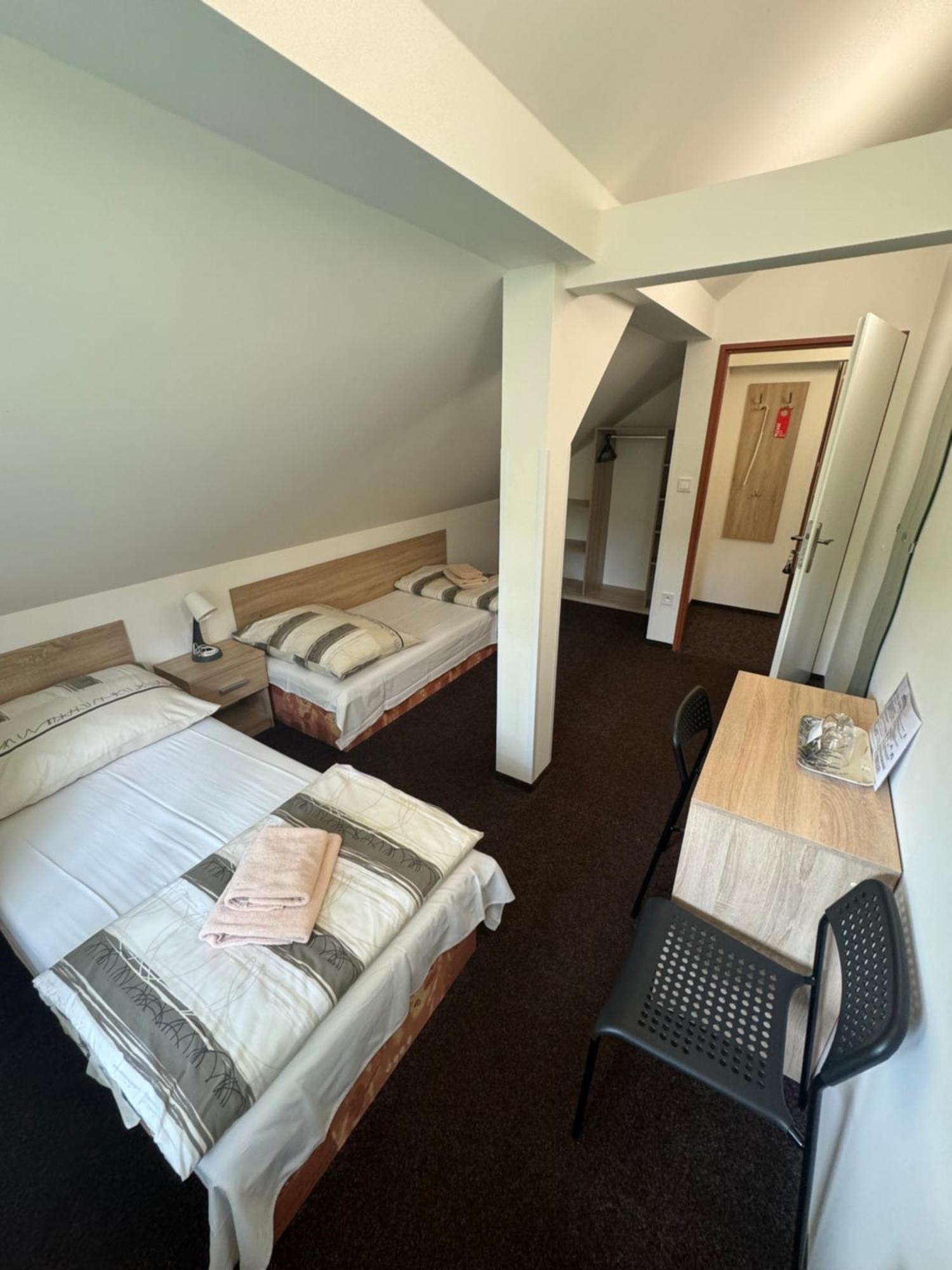 Hotel Formule Decin Exterior foto